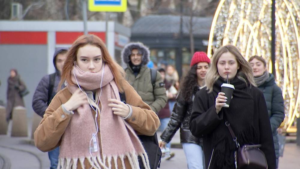 Врач назвал глупостью сообщения о нехватке кислорода в Москве