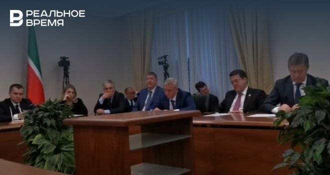 В Казани началась встреча властей с противниками строительства МСЗ