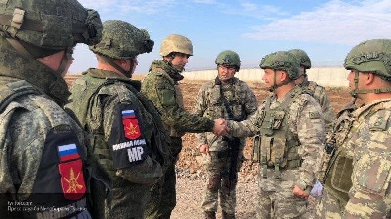 Российская военная полиция и ВС Турции начали очередной совместный патруль в Сирии