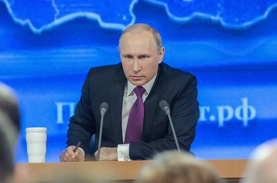 Журналист из Ленобласти попросил Путина о личном интервью после пресс-конференции