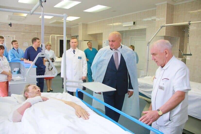 Сергей Цивилёв рассказал о новшествах в ожоговом отделении кемеровской больницы