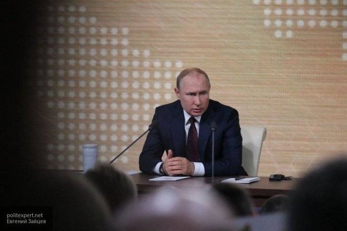 У украинских властей не просматривается желание решать вопрос без применения силы — Путин