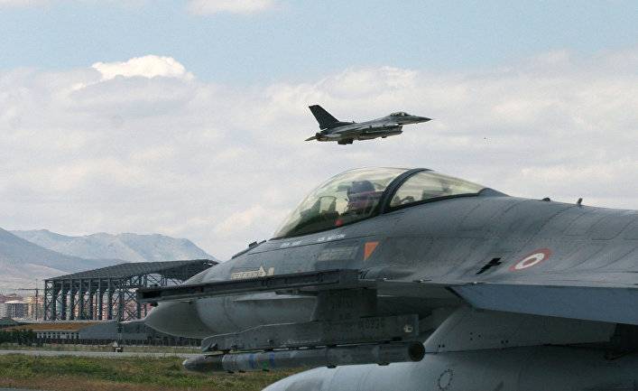 Yeni Şafak (Турция): F-16 на кипрской базе Турции