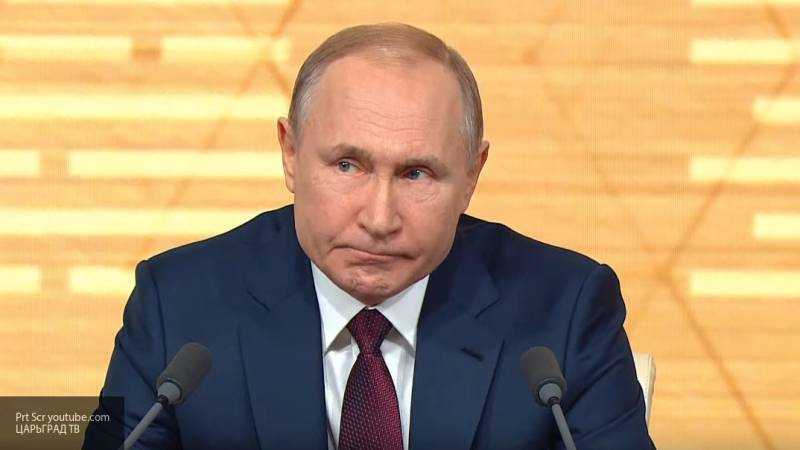 Путин заявил, что Ахмат Кадыров умер за Чечню и за Россию