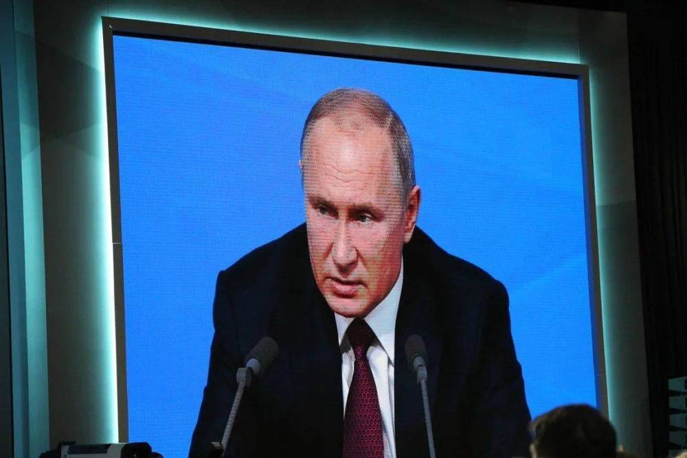Путин раскритиковал США за отсутствие реальной помощи Украине