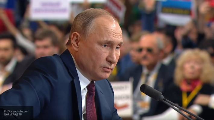 Путин назвал статью конституции, которую можно изменить