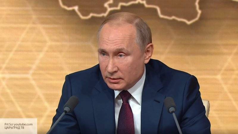 Путин назвал ошибкой отказ от участия в торжествах, посвященных юбилею Победы