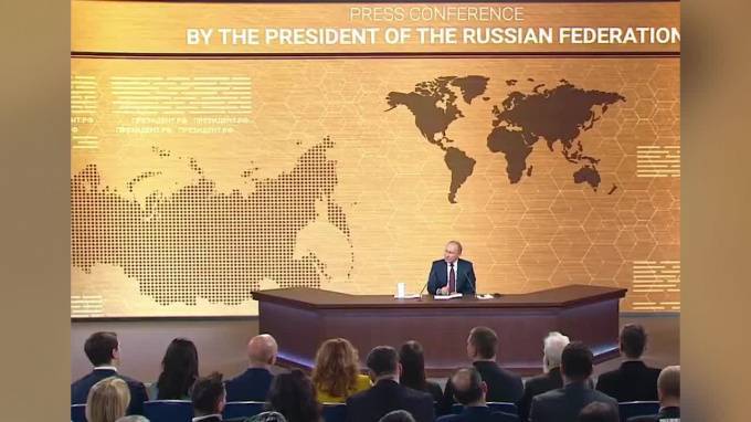 Путин объяснил присвоение Кадырову звания героя России