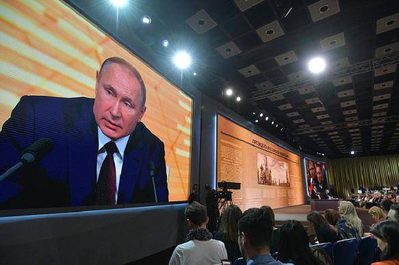Путин: по "делу Голунова" расследование проводит СК