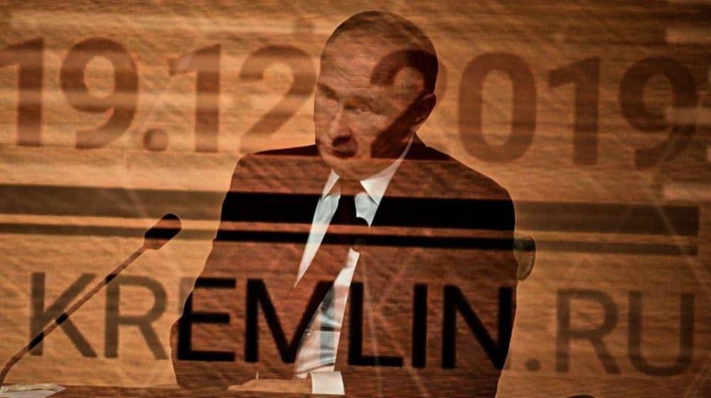 Путин по архивам готовит статью к 75-летию Дня Победы