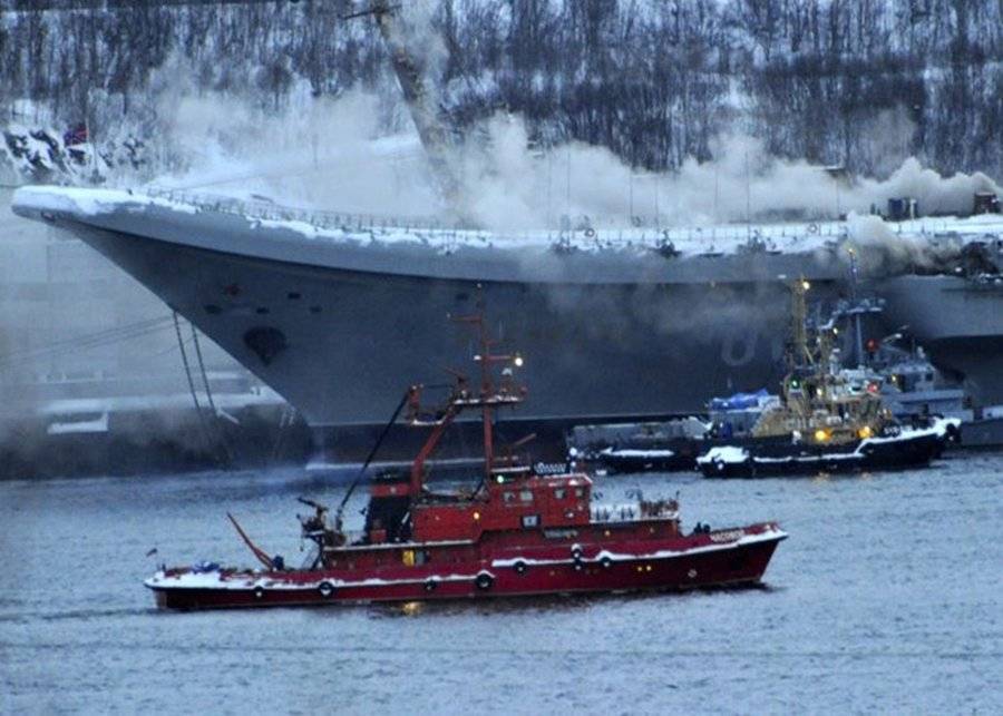 В ОСК опровергли информацию о сумме ущерба от пожара на "Адмирале Кузнецове"