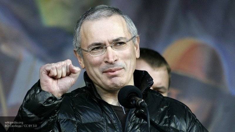 Ходорковский взял под защиту экс-сенатора Арашукова, обвиняемого в хищениях и убийствах
