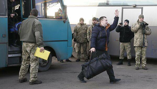 Рупор Суркова назвал причину срыва обмена пленными на Донбассе