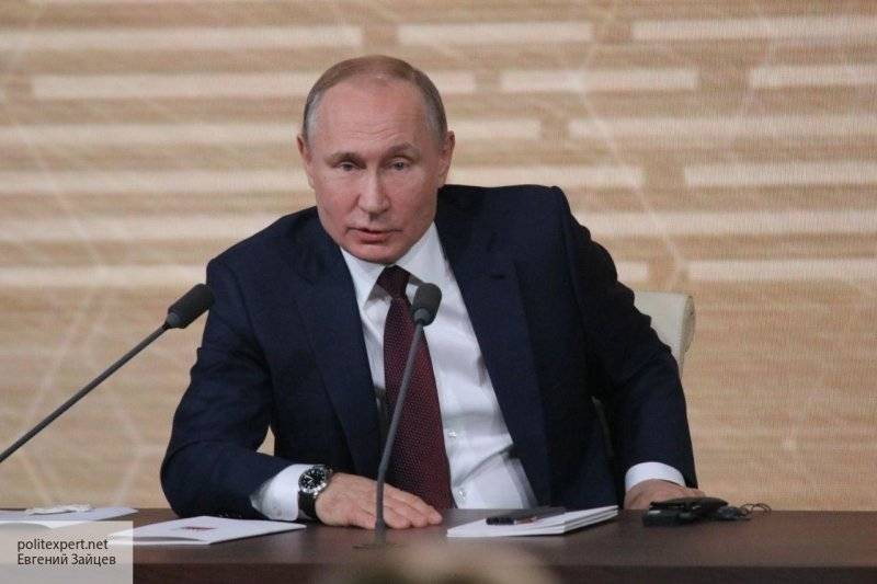 Президент России пообещал помочь жителям Горно-Алтайске сохранить школу