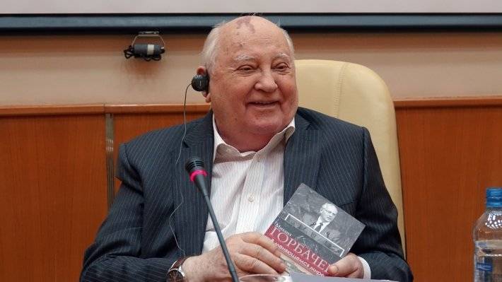 Горбачев прокомментировал свою госпитализацию