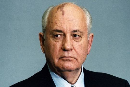 Горбачев попал в больницу - versia.ru