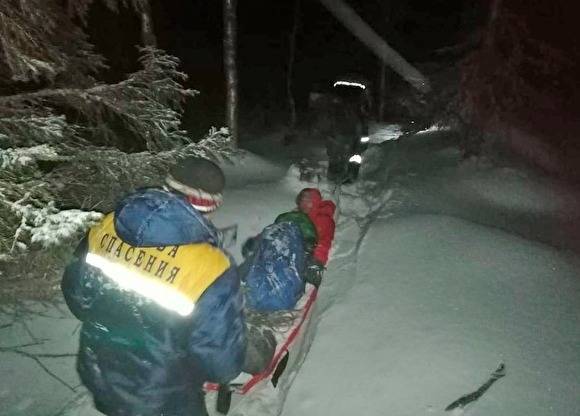В горах на сервере Свердловской области спасли двух туристов, один из которых сломал ногу
