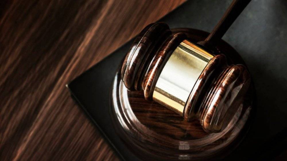 Ранее судимая армянка ответит в петербургском суде за расплату фальшивыми купюрами