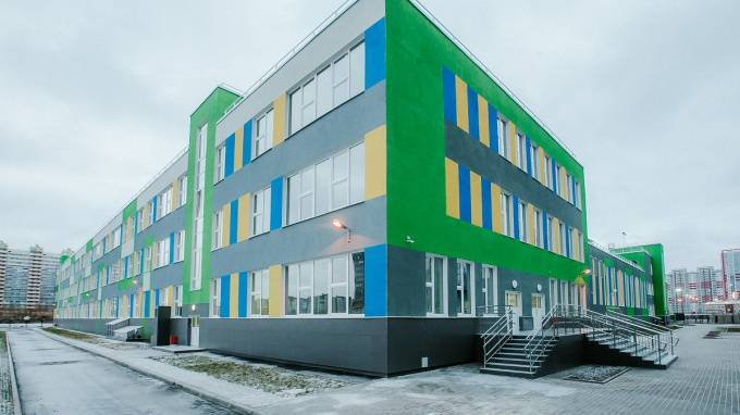 Новую школу на улице Маршала Казакова откроют в середине января
