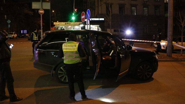 В Киеве обстреляли машину депутата, погиб его трехлетний сын