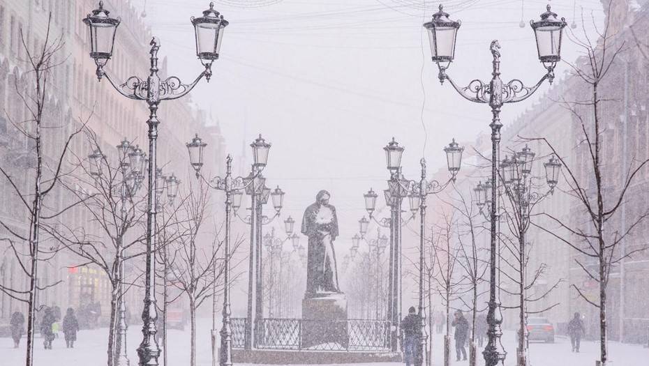 За первый день зимы в Петербурге вывезли 768,6 кубометра снега