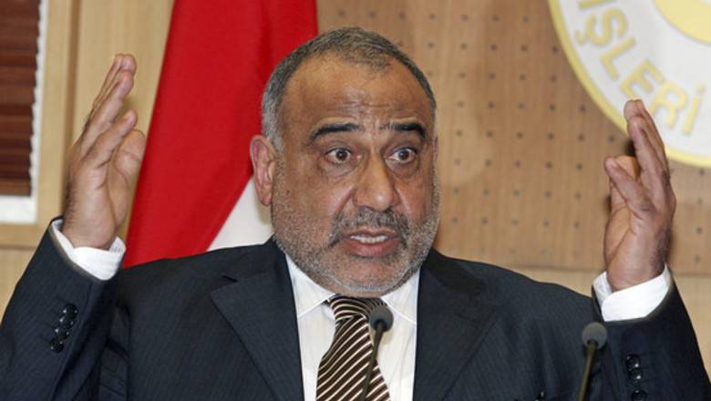 Иракский премьер покинул пост после гибели 400 демонстрантов