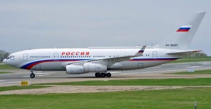 Экипаж борта №1 рассказал об экстремальной посадке самолета президента РФ в Бишкеке