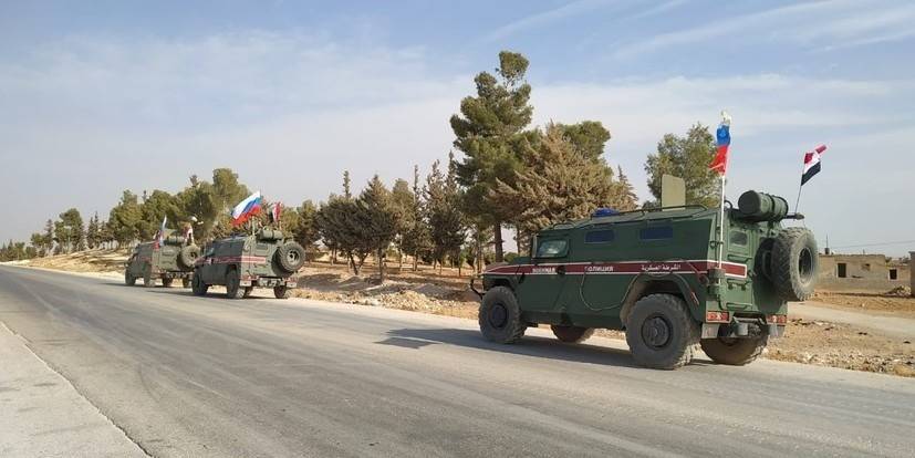 Автомобиль российской военной полиции в Сирии подорвался на мине