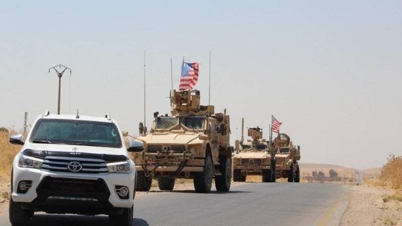 Поддерживая курдских боевиков и террористов ИГ*, США хотят разрушить экономику Сирии — эксперт