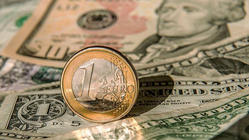 Валютный рубеж: как могут измениться курсы доллара и евро в декабре