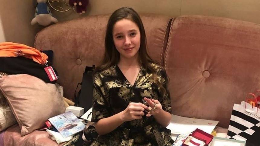 «Мама всегда рядом»: Дочь Началовой впервые отметила день рождения без певицы