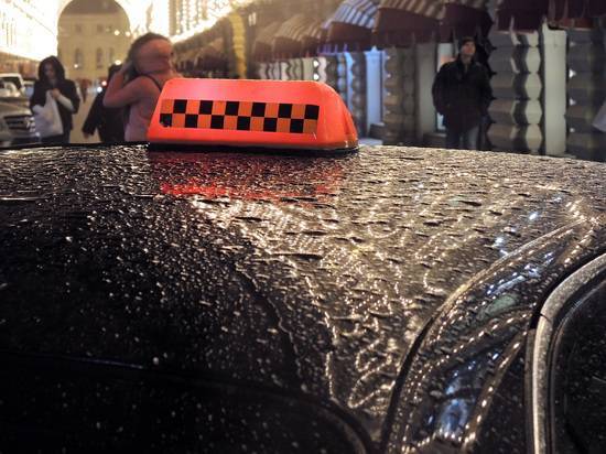 Таксист-мигрант в Москве избил пассажира до разрыва мочевого пузыря