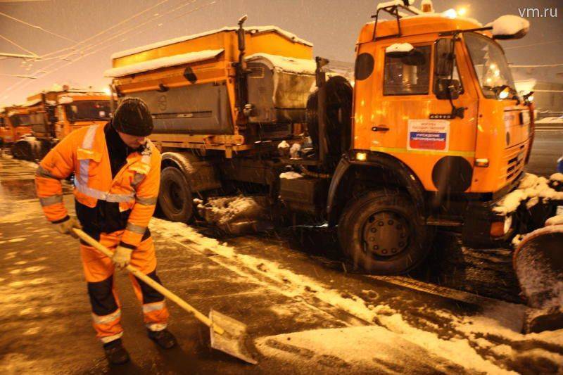 Почти 770 кубометров снега приняли снегоплавильные пункты Санкт-Петербурга