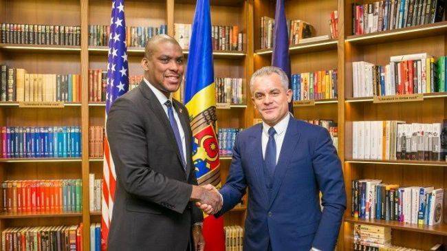 США готовы выдать Плахотнюка властям Молдавии, но они не просят — посол