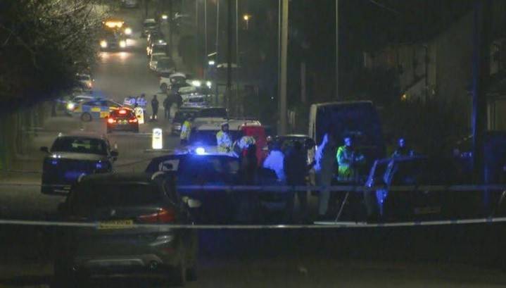 В Англии автомобиль сбил группу школьников: один ребенок погиб