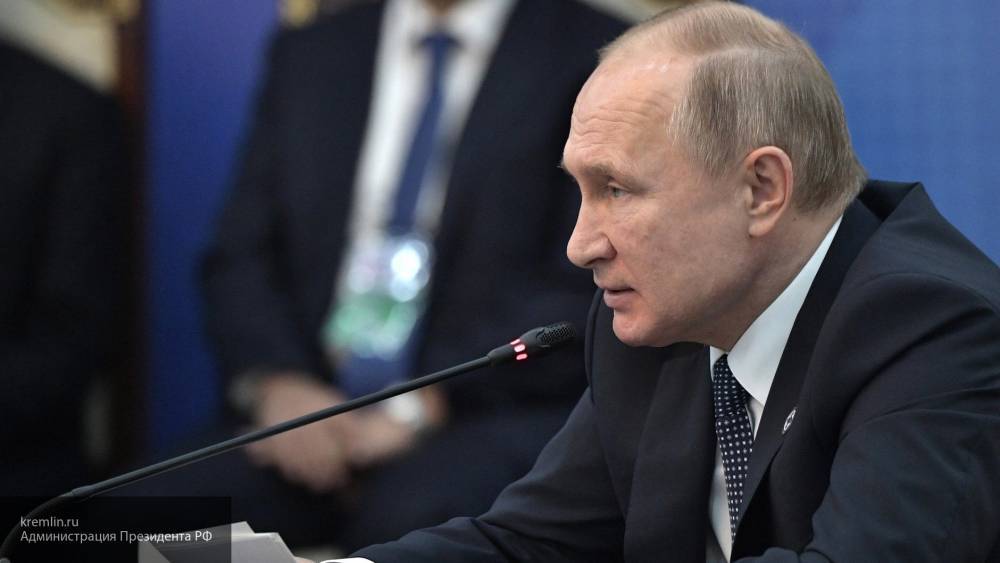 Закон о допрегулировании деятельности СМИ-иноагентов был подписан  Путиным