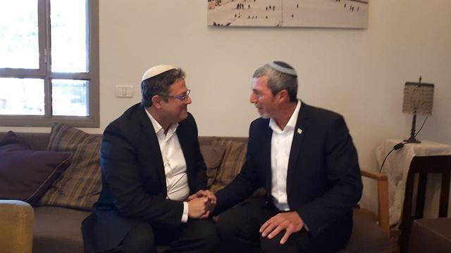 Партии Еврейский дом и Оцма йегудит объединились перед выборами
