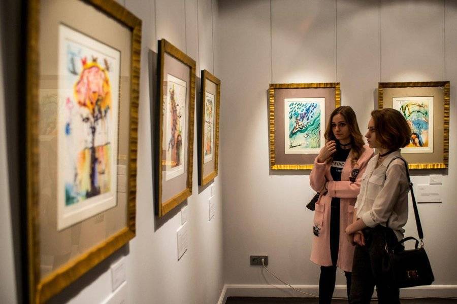 Власти Москвы рассчитывают на высокую посещаемость выставки работ Дали