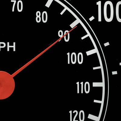 В правительстве поддержали снижение допустимого порога превышения скорости до 10 км/ч