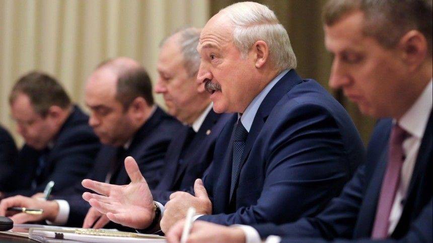 «Покажите человека»: Лукашенко потерял члена своей делегации на встрече с Путиным