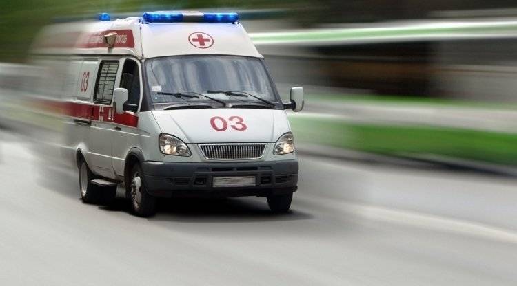 Один человек погиб в ДТП с каретой скорой помощи на трассе под Саратовом