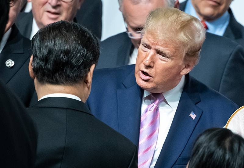 Интересы переплелись: Трамп и Си Цзиньпин завершили торговую войну