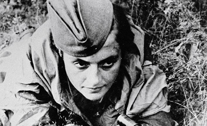 ABC (Испания): темная правда о Людмиле Павличенко, советском снайпере, о котором недавно вспомнил Пабло Иглесиас