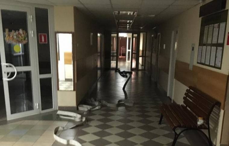 Пациентов городской больницы эвакуировали из-за пожара в Королёве