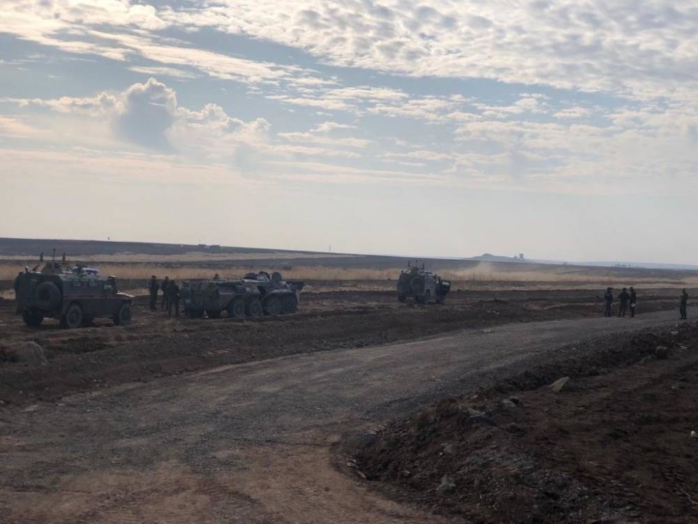 Военные РФ в Сирии выполняют патрулирования по нескольким маршрутам в Хасаке и Алеппо