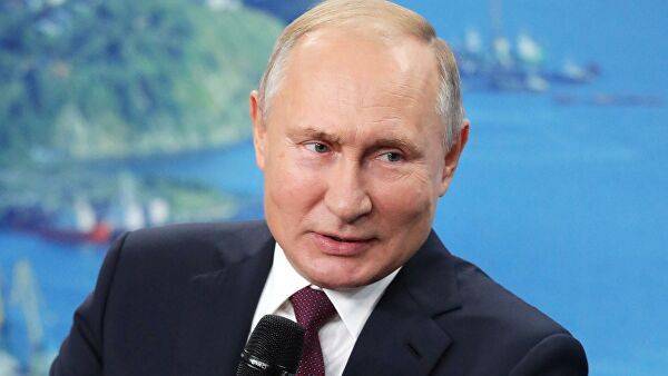Рейтинг Путина вырос после пресс-конференции