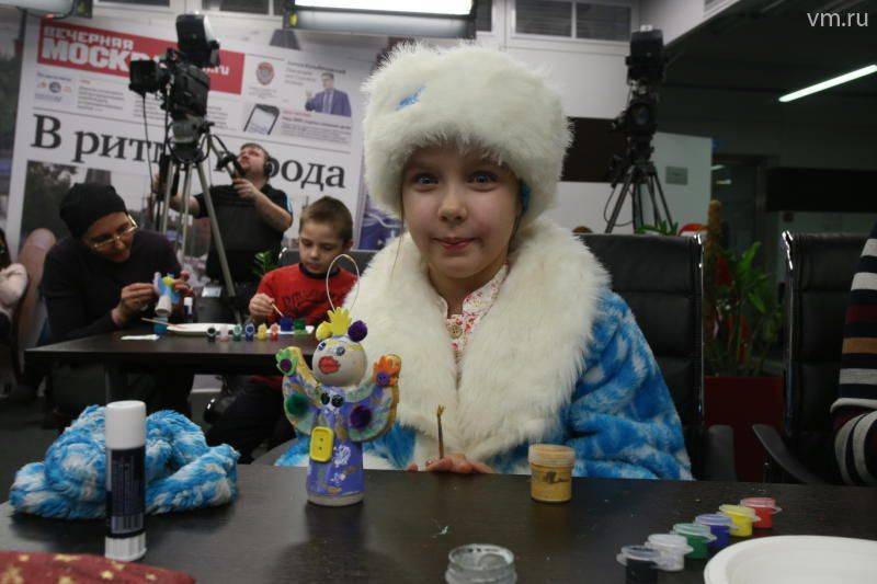 Роспотребнадзор дал рекомендации при выборе детского новогоднего костюма - vm.ru
