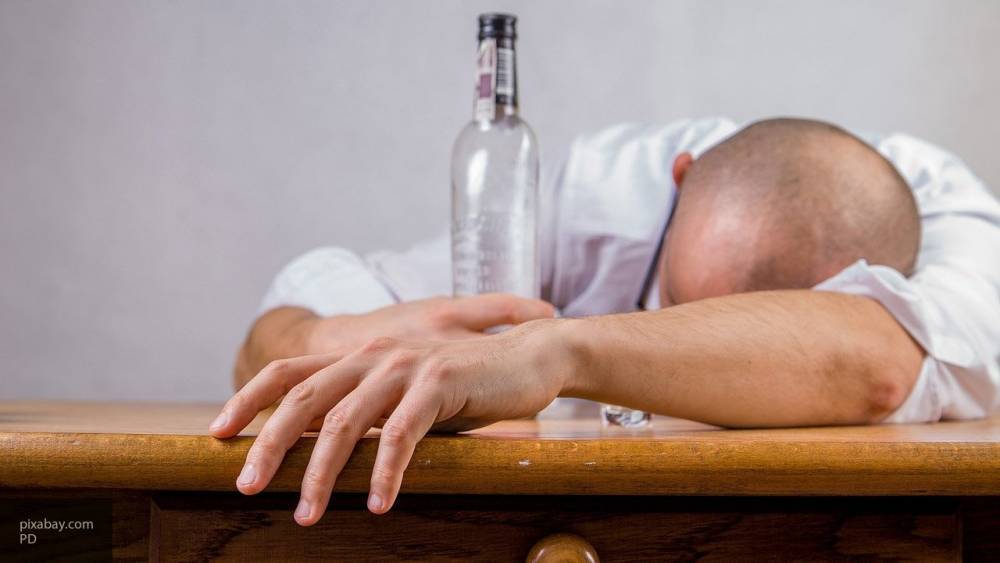 Медик дала инструкцию по борьбе с алкогольным отравлением