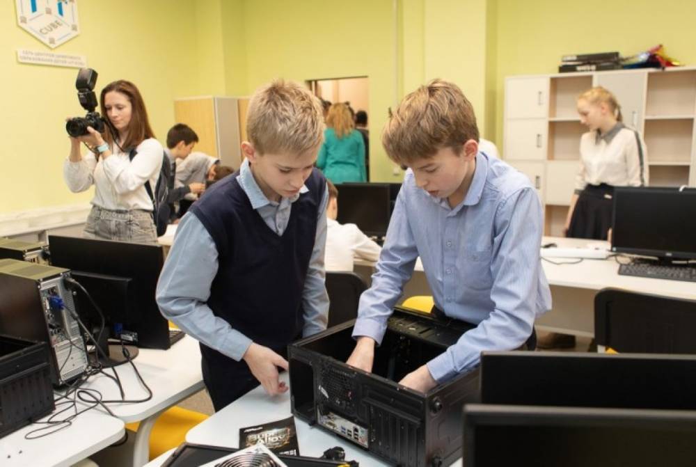 Клуб для юных программистов открыли в Пскове