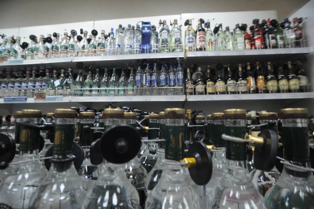 Минимальные цены на водку в России вырастут до 230 рублей за пол-литра